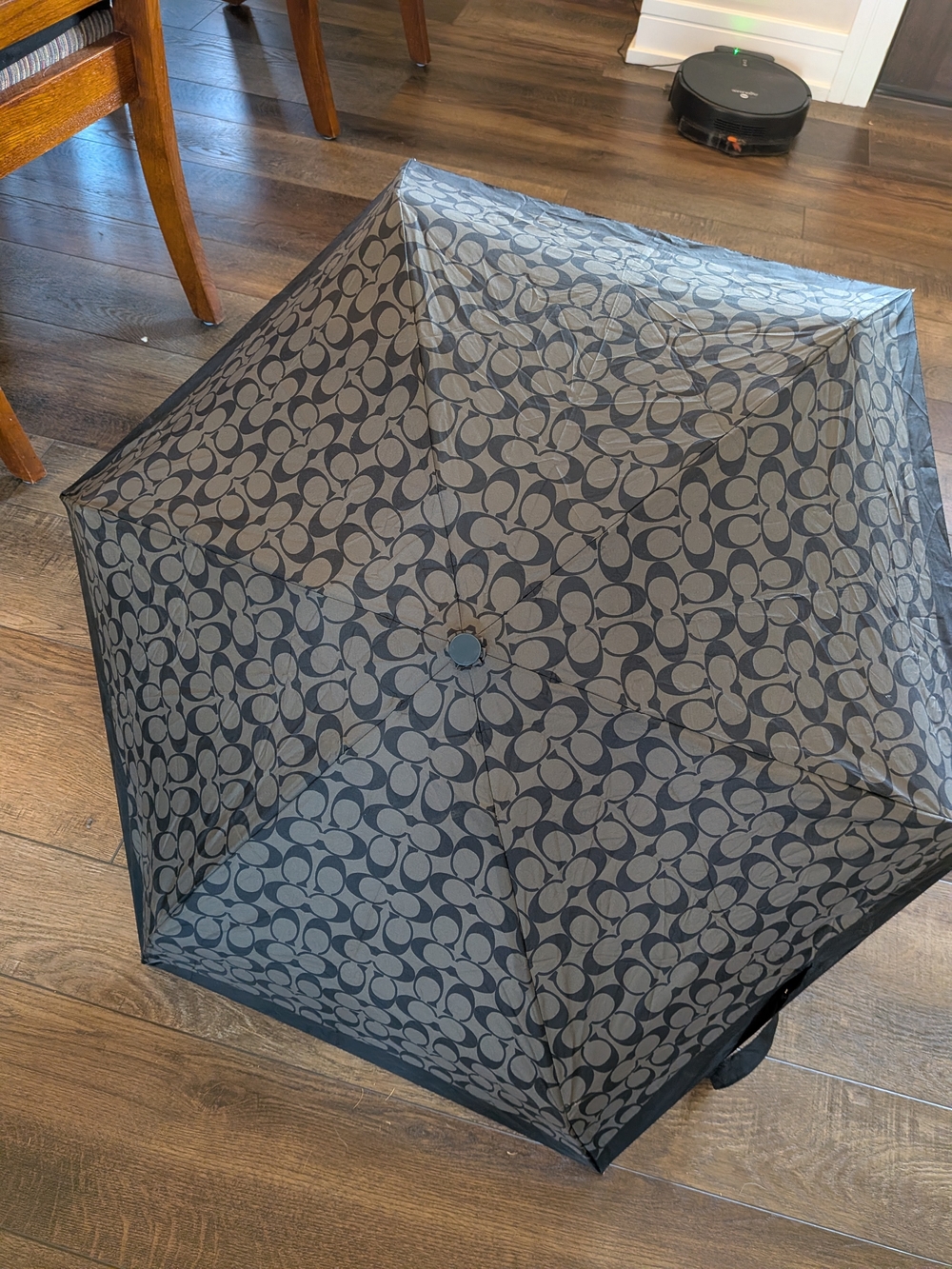 Coach UV Signature Mini Umbrella Compact Folding Travel — Graphite / BlackD